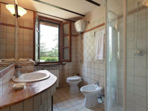 Scenic Home In Foiano Della Chiana With Terrace