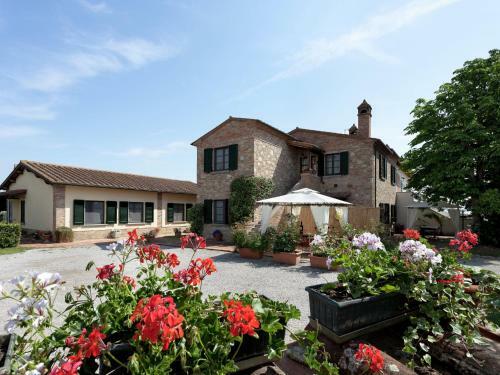 Tranquil Home In Foiano Della Chiana With Terrace