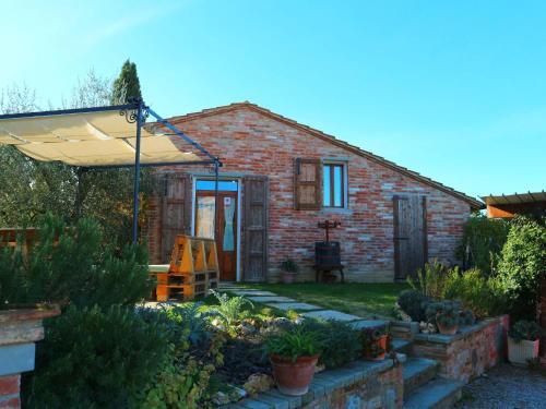 Tranquil Home In Foiano Della Chiana With Terrace