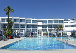 Hotel Limanaki Beach