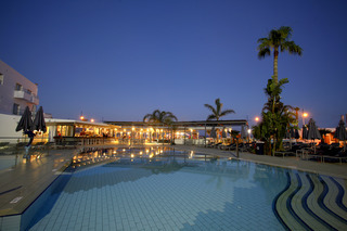 Hotel Limanaki Beach