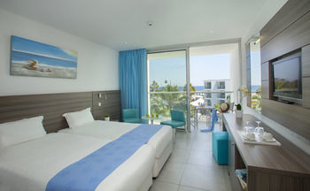 Hotel Limanaki Beach