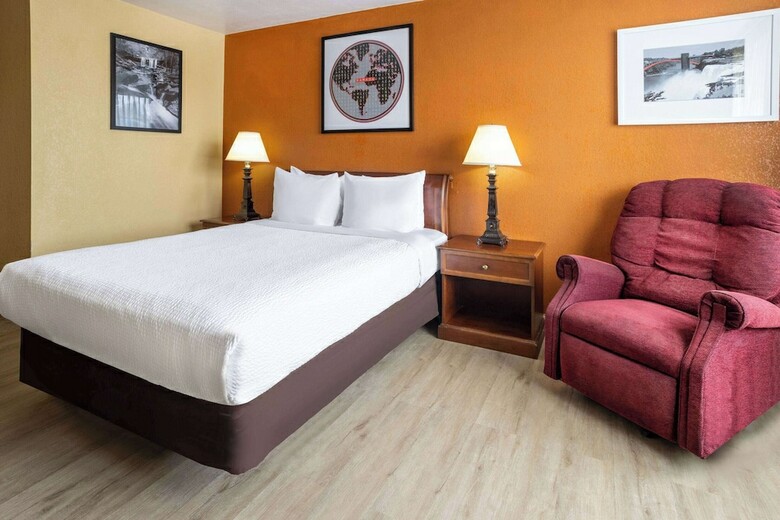 Hotel Ramada By Wyndham Rome - Verona