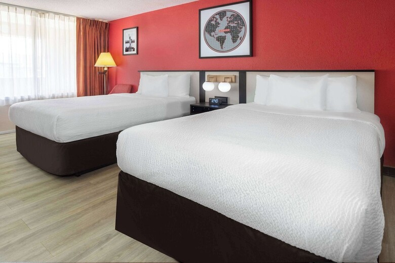 Hotel Ramada By Wyndham Rome - Verona