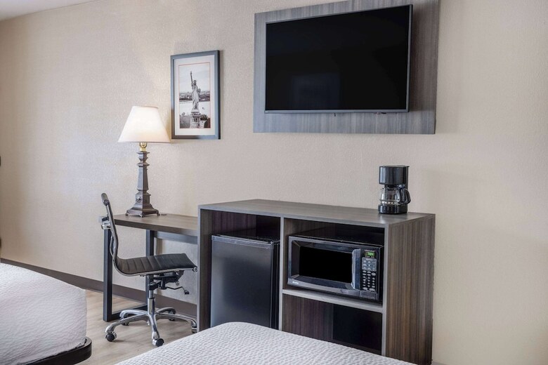 Hotel Ramada By Wyndham Rome - Verona