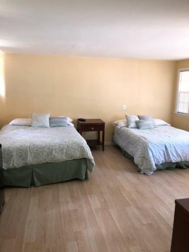 La Plaza Del Sol Motel