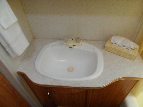 Pahrump Rv Park & Lodging