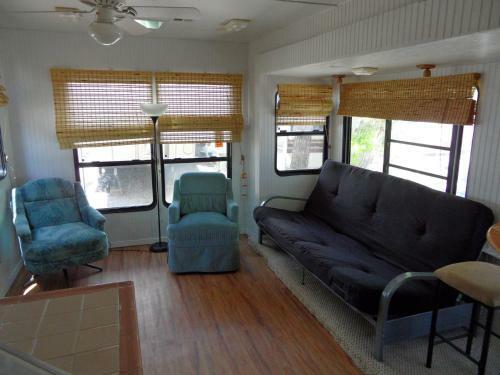 Pahrump Rv Park & Lodging