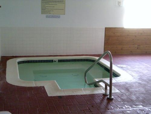 Hotel Capri Inn & Suites - Beatrice