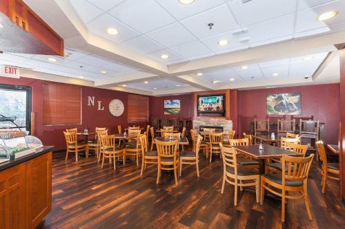 Valentine's Niobrara Lodge