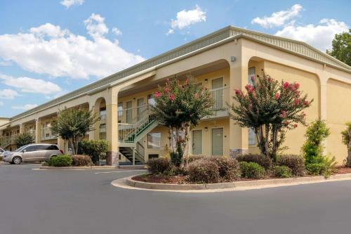 Hotel Comfort Inn Mccomb