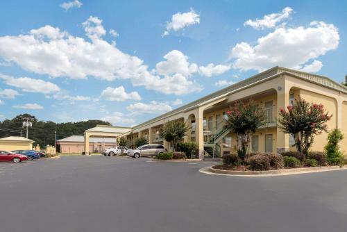 Hotel Comfort Inn Mccomb