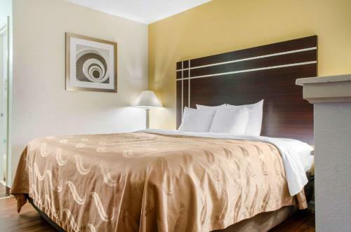 Hotel Comfort Inn Mccomb