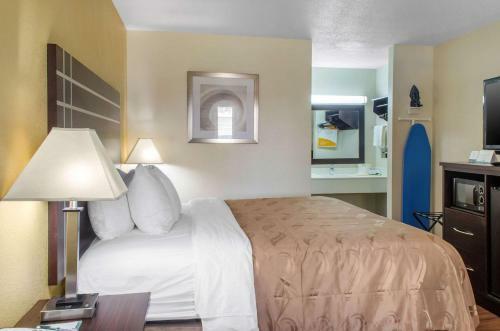 Hotel Comfort Inn Mccomb