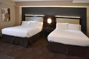 Hotel Holiday Inn Canton-belden Village