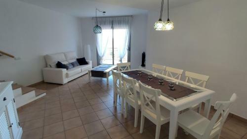 Moderna Villa Cerca De La Playa Almadrava