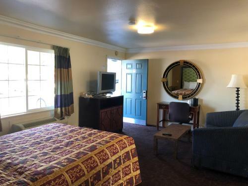 Lamplighter Motel Clearlake