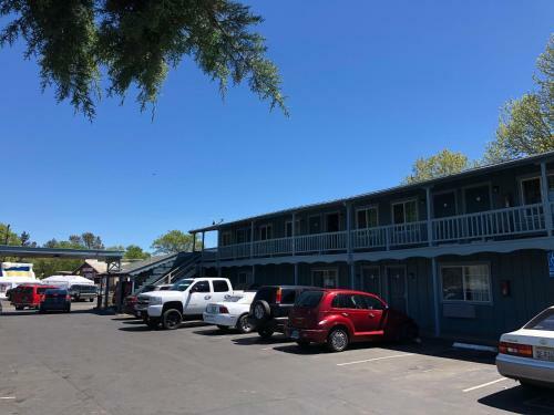 Lamplighter Motel Clearlake