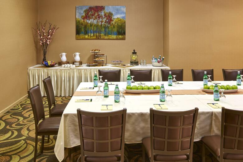 Best Western Plus Posada Royale Hotel & Suites