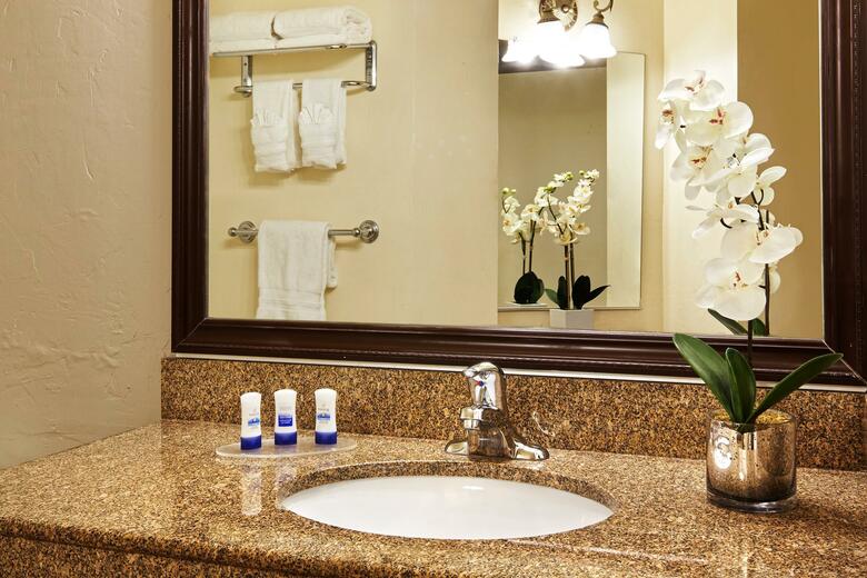 Best Western Plus Posada Royale Hotel & Suites
