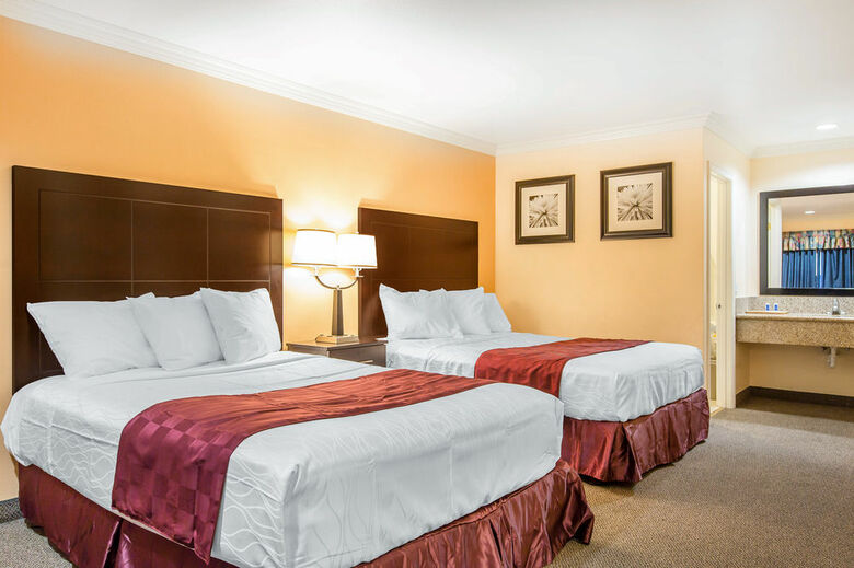 Hotel Rodeway Inn & Suites Colton