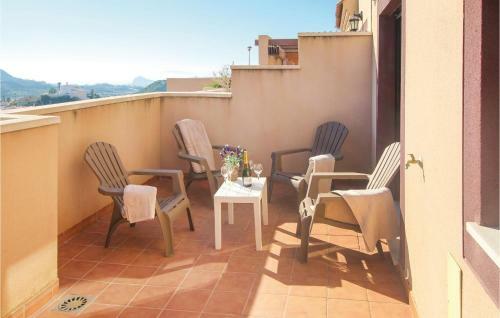 Two-bedroom Apartment In Collados