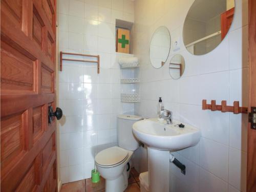 Two-bedroom Holiday Home In Gebas