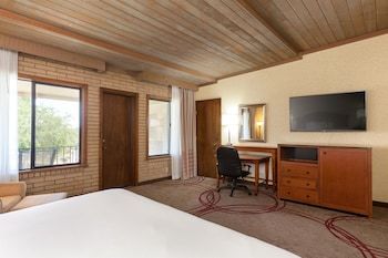 Red Lion Hotel Richland Hanford House