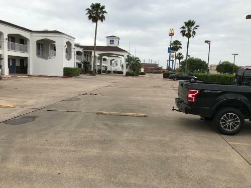 Motel Palace Inn Tomball