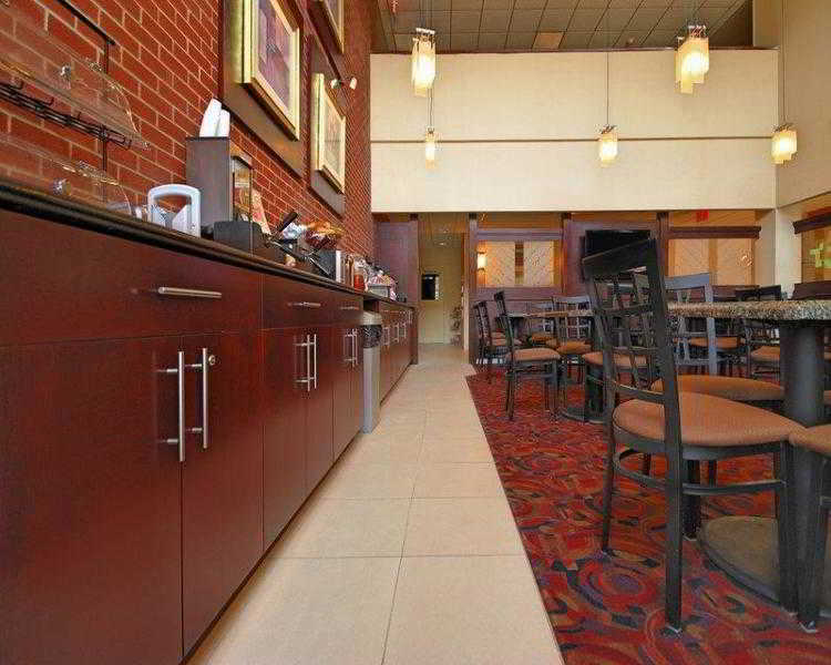 Hotel Best Western Plus Reading Inn & Suites