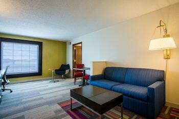 Holiday Inn Express Hotel & Suites Reading