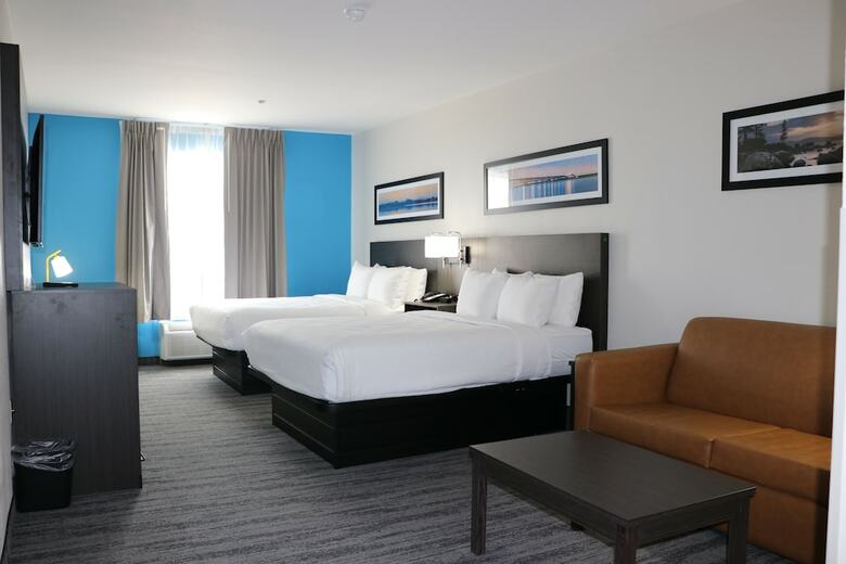 Hotel Quality Inn And Suites