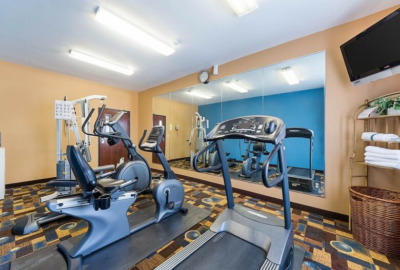 Hotel Quality Inn And Suites
