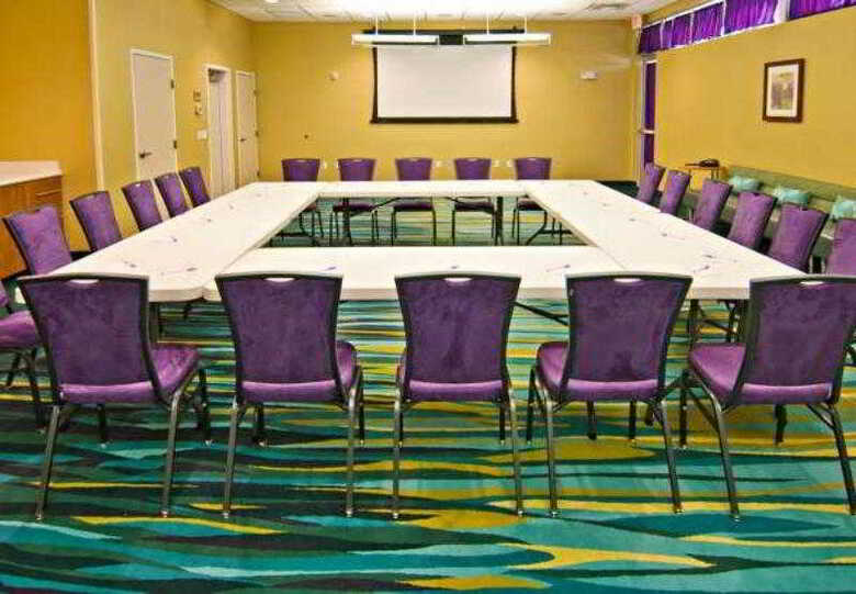 Hotel Springhill Suites By Marriott Oklahoma City Moore