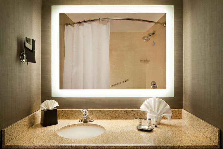 Sheraton Bucks County Hotel