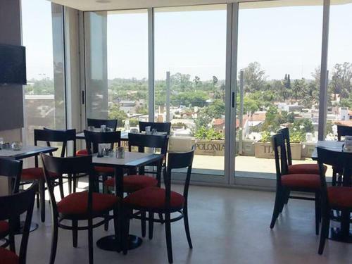 Los Inmigrantes Hotel Y Resto Bar