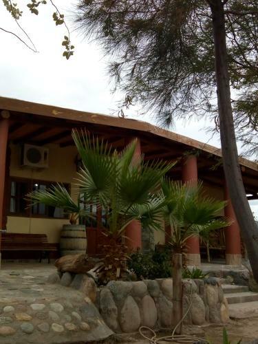 Hotel De Campo Oeste Para�so