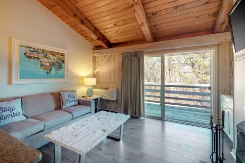 Hotel Island Inn
