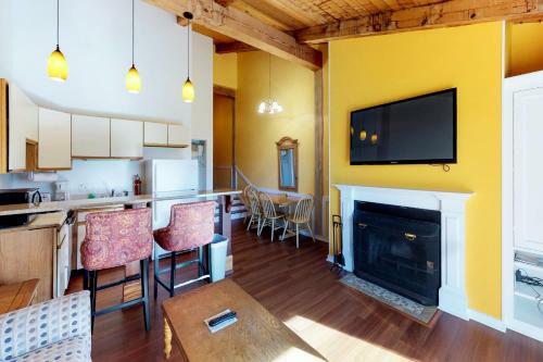 Hotel Island Inn
