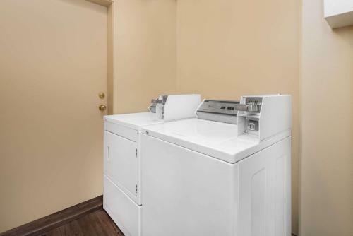 Motel Super 8 By Wyndham Thunder Bay