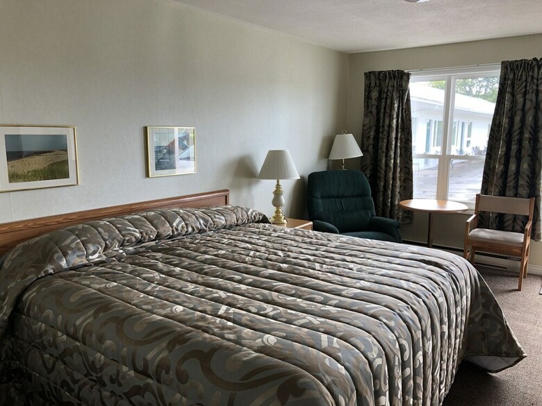 Anne Shirley Motel & Cottages