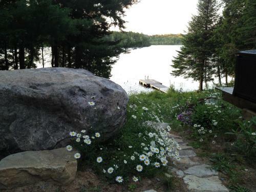 Lakeside Cottage