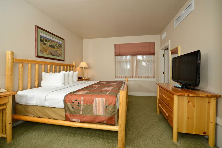 Best Western Plus Plaza Hotel