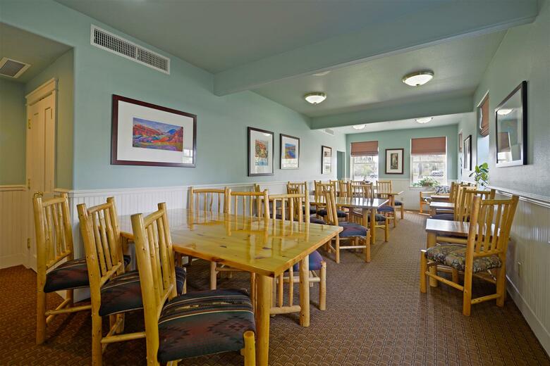 Best Western Plus Plaza Hotel