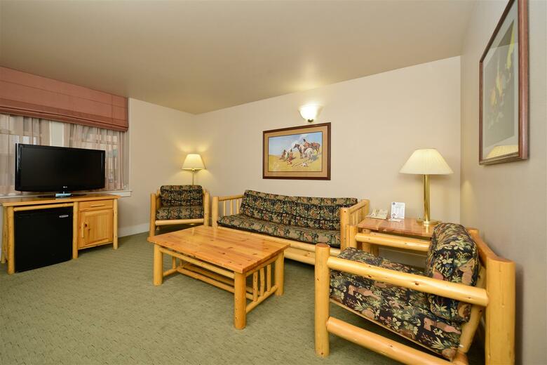 Best Western Plus Plaza Hotel