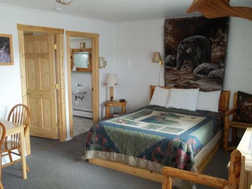 Motel Budget Host Elk Antler Inn