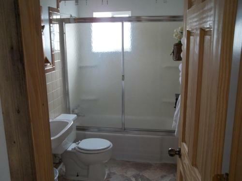 Motel Budget Host Elk Antler Inn