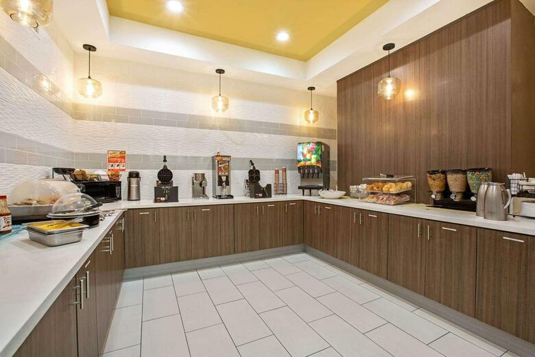 Hotel La Quinta Inn & Suites Ne Long Beach / Cypress