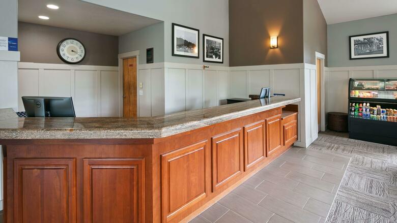 Hotel Best Western Plus Wesley Inn & Suites
