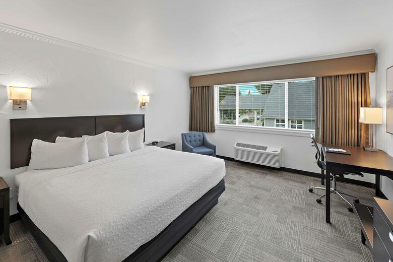 Hotel Best Western Plus Wesley Inn & Suites